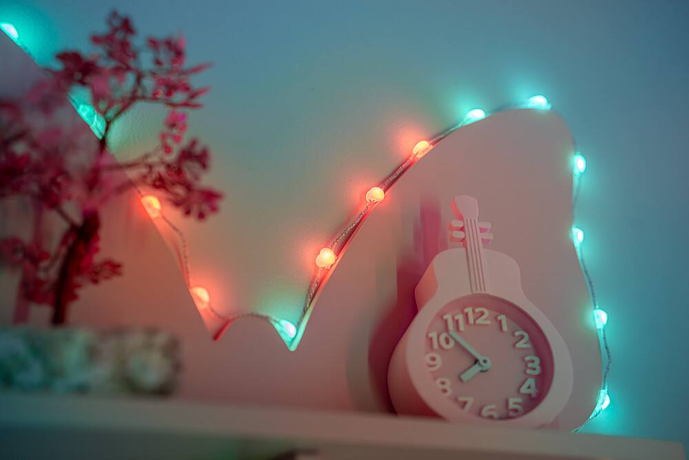 Alt View 14. Twinkly - Candies Heart Shaped 200 RGB LED Smart Light String Green Wire USB-C - Multicolor.