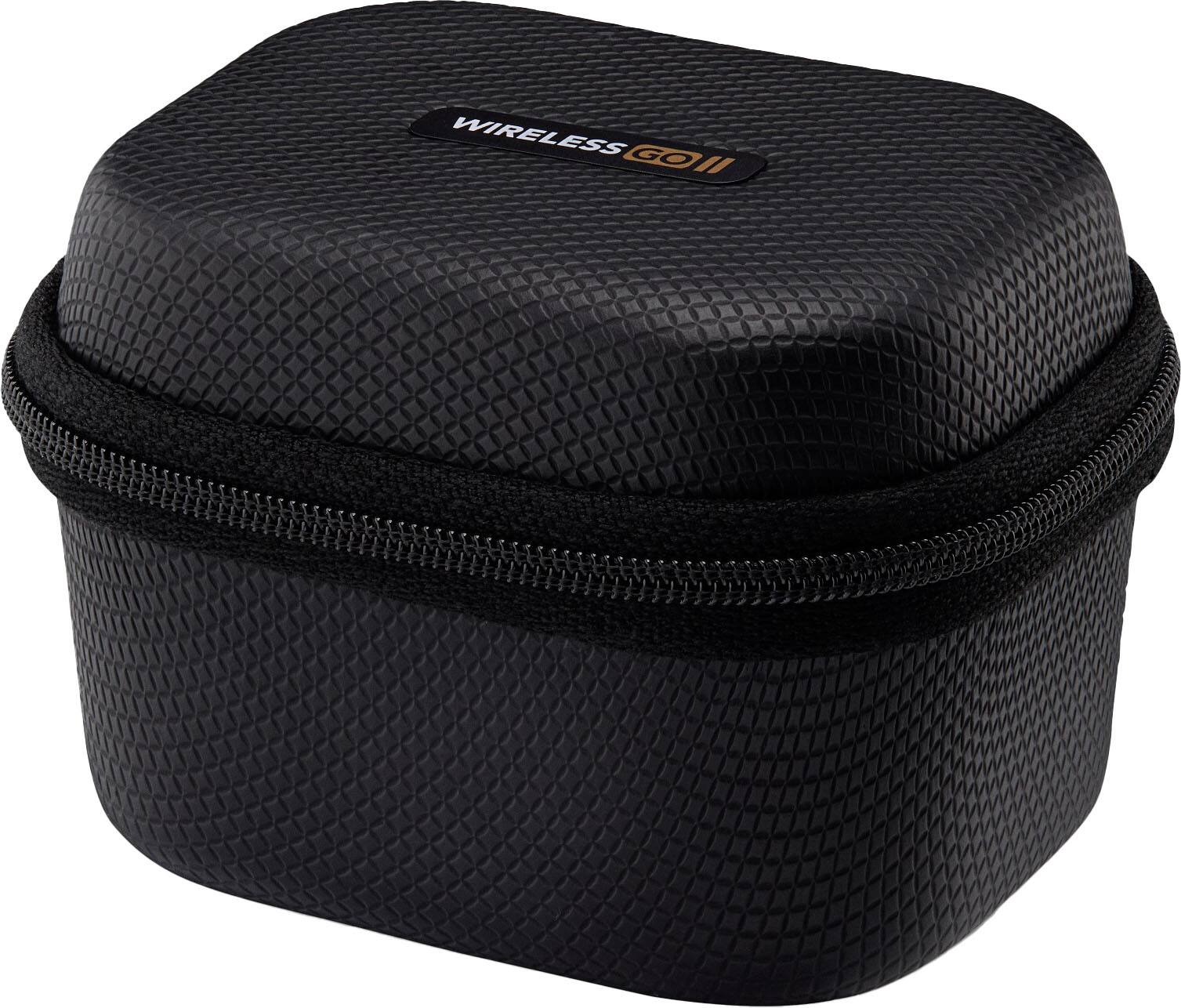 Alt View 1. RØDE - CHARGE CASE 4200 mAH Wireless Charging Case for Wireless Go II - Black.