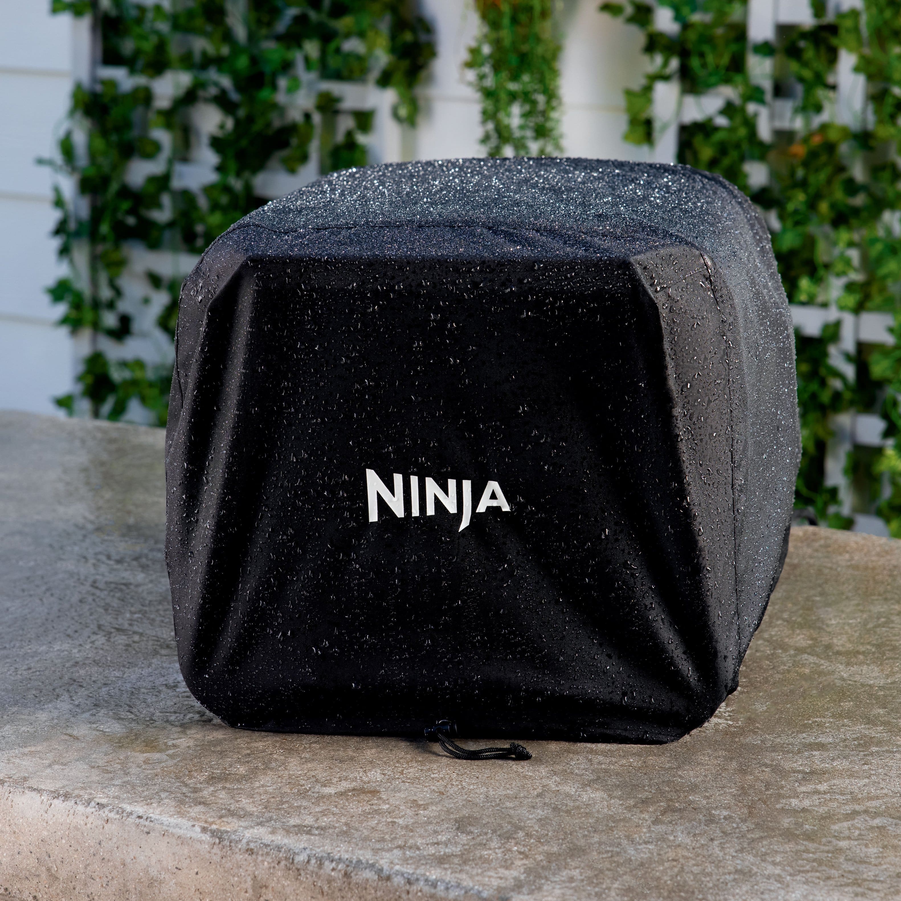 Alt View 1. Ninja - Woodfire Premium Outdoor Oven Cover, Compatible with OO100 Series - Black.