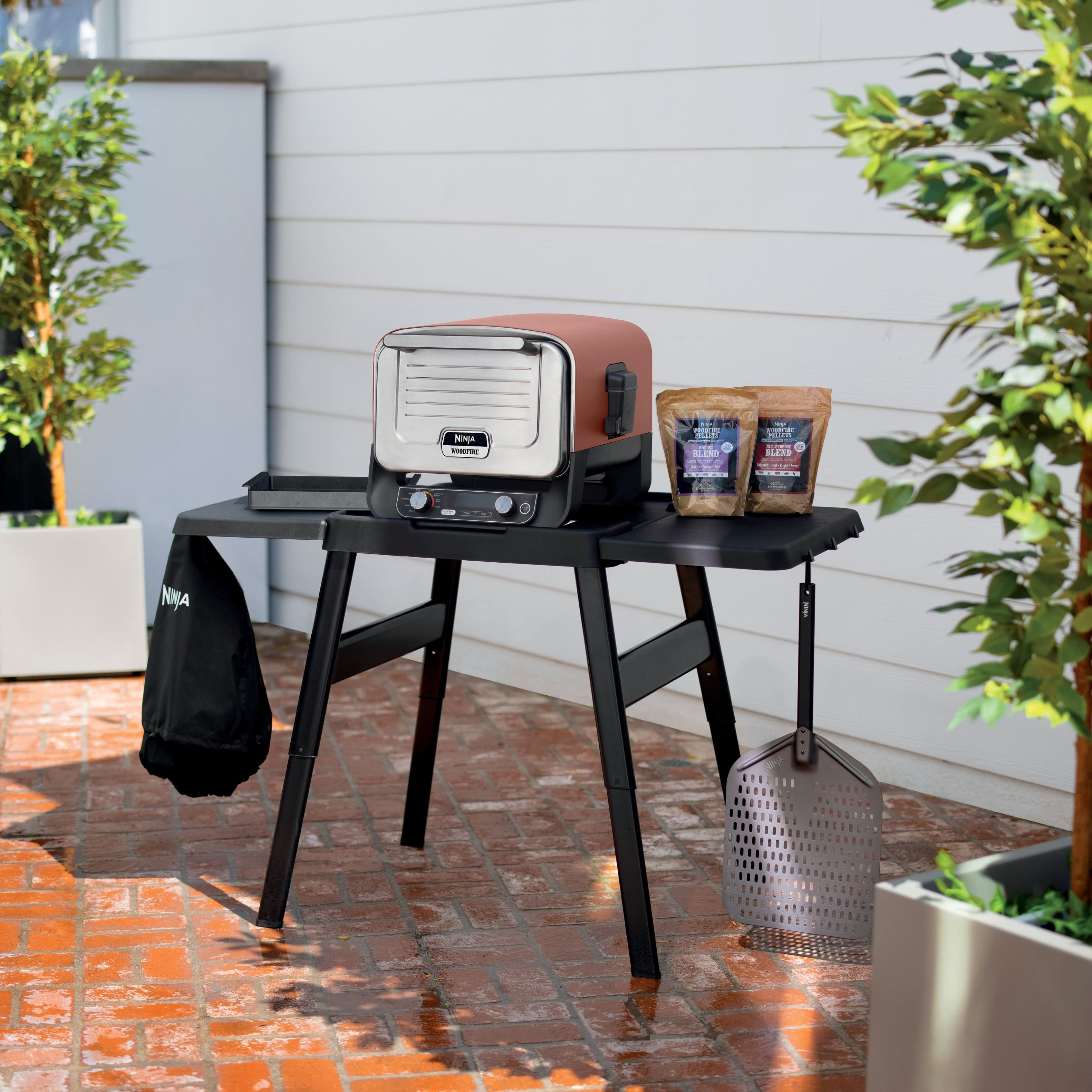 Alt View 2. Ninja - Woodfire Premium Outdoor Oven Cover, Compatible with OO100 Series - Black.