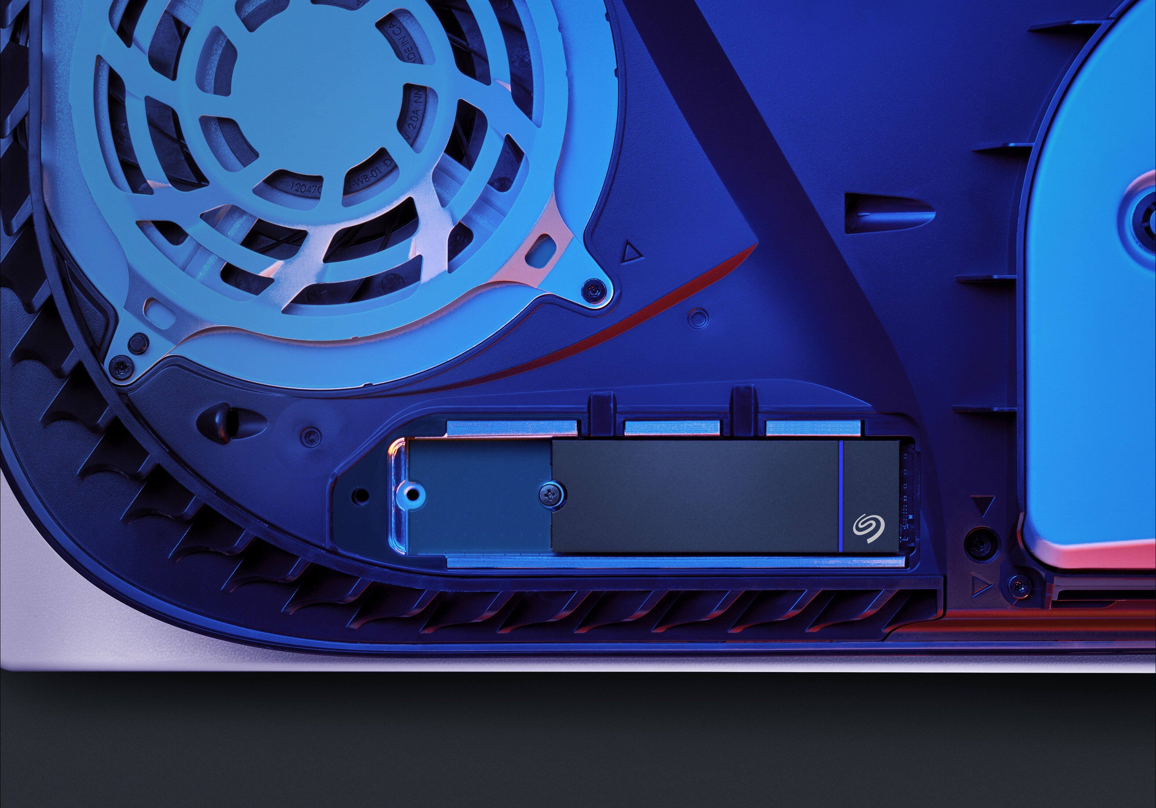 Alt View 12. Seagate - Game Drive NVMe 2TB Internal SSD PCIe Gen 4 x4 with Heatsink for PS5 - Black.