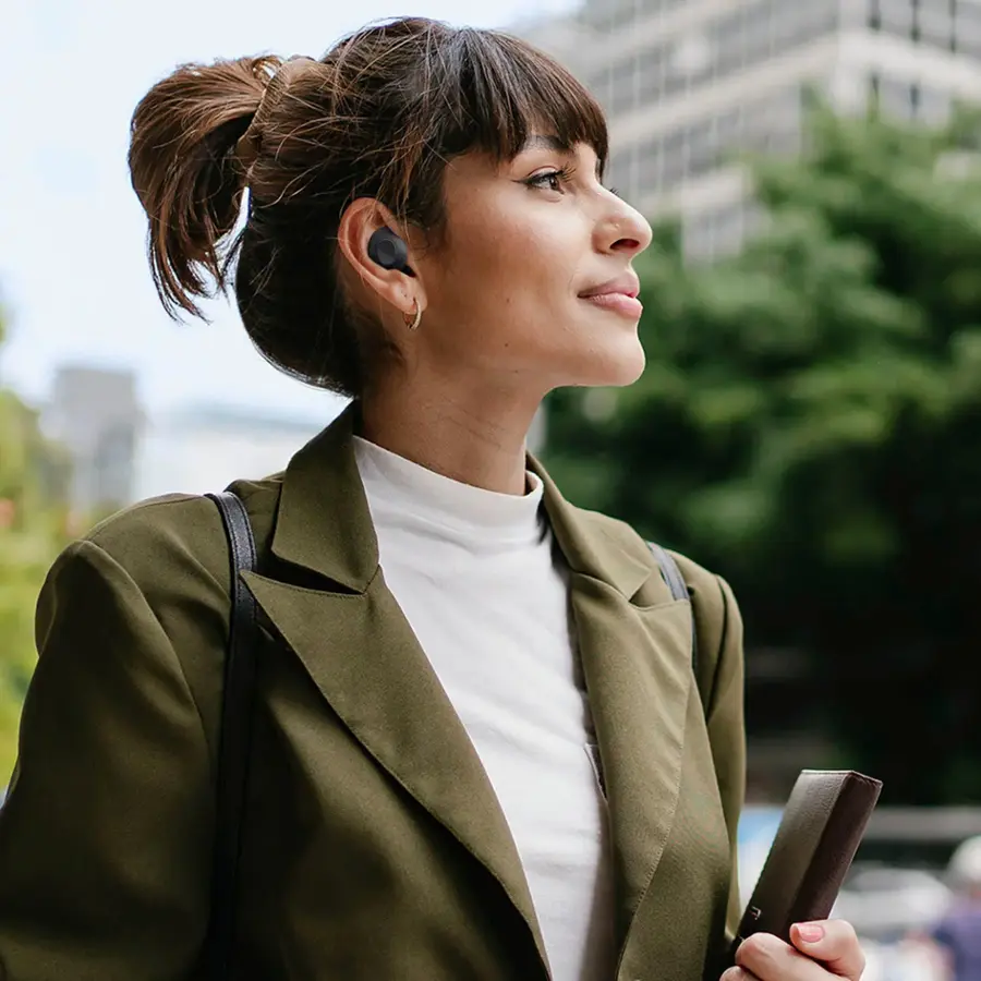 Alt View 16. Samsung - Galaxy Buds FE Wireless Earbud Headphones - Graphite.