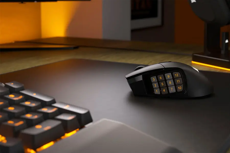Alt View 18. CORSAIR - Scimitar Elite Wireless Gaming Mouse with 16 Programmable Buttons - Black.