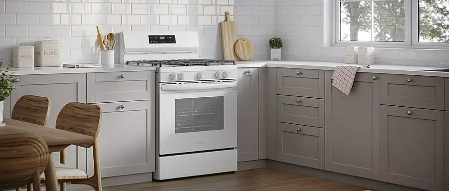 Alt View 14. Frigidaire - Frigidaire 5.1 Cu. Ft. Freestanding Gas Range with Quick Boil - White.