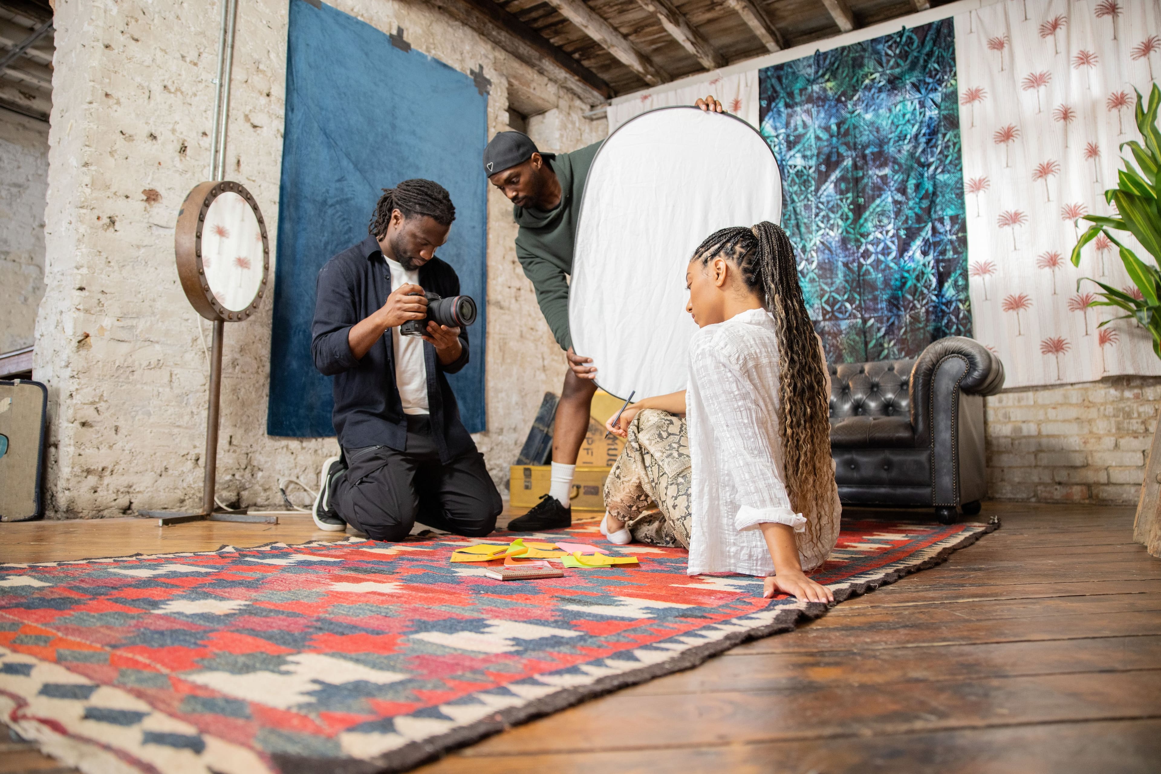 Alt View 28. Canon - EOS C70 4K Video Mirrorless Cinema Camera with RF 24-70 f/2.8 L IS USM Lens - Black.