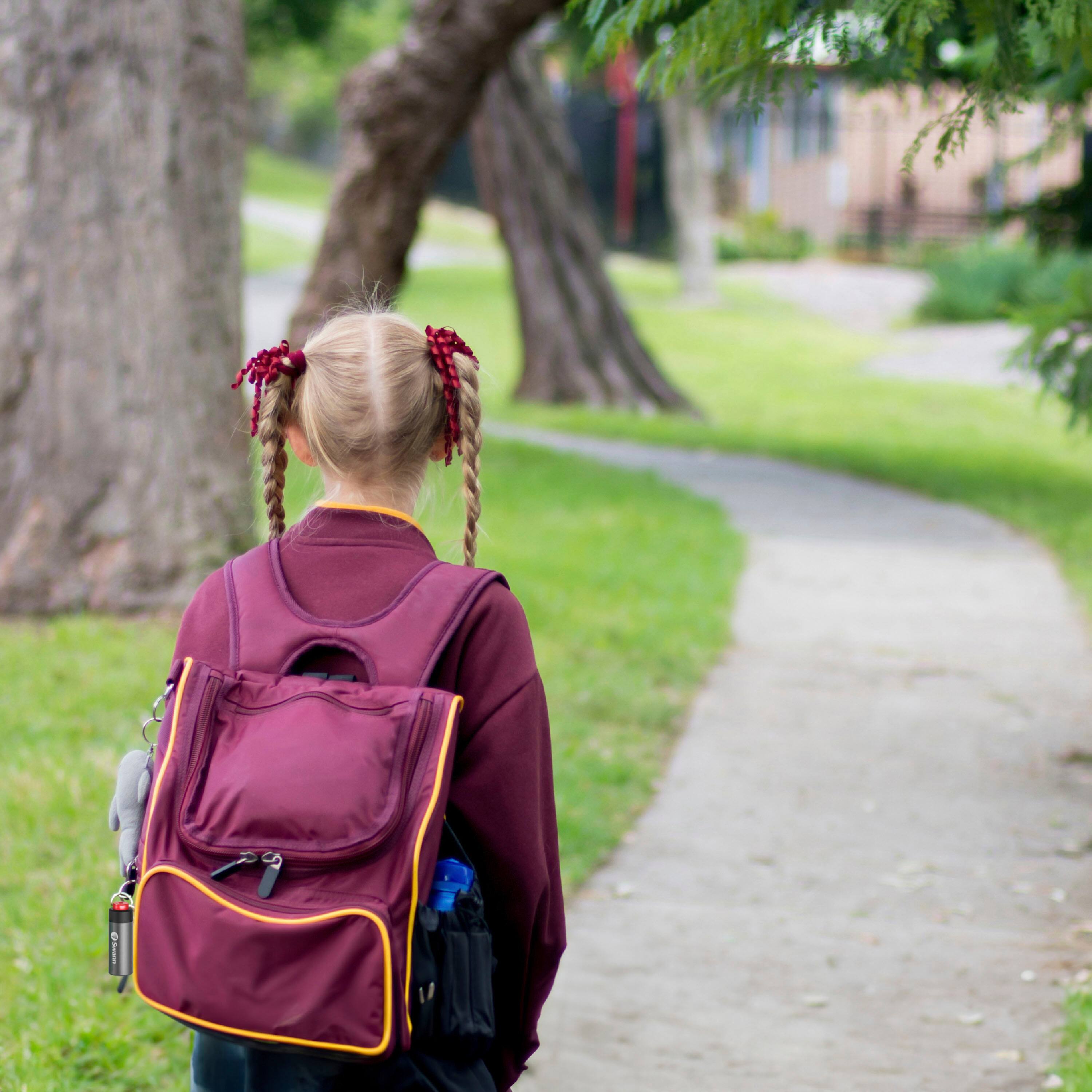 Alt View 13. Swann - ActiveResponse Personal Safety Alarm Keychain with 110dB Emergency Siren - Black.