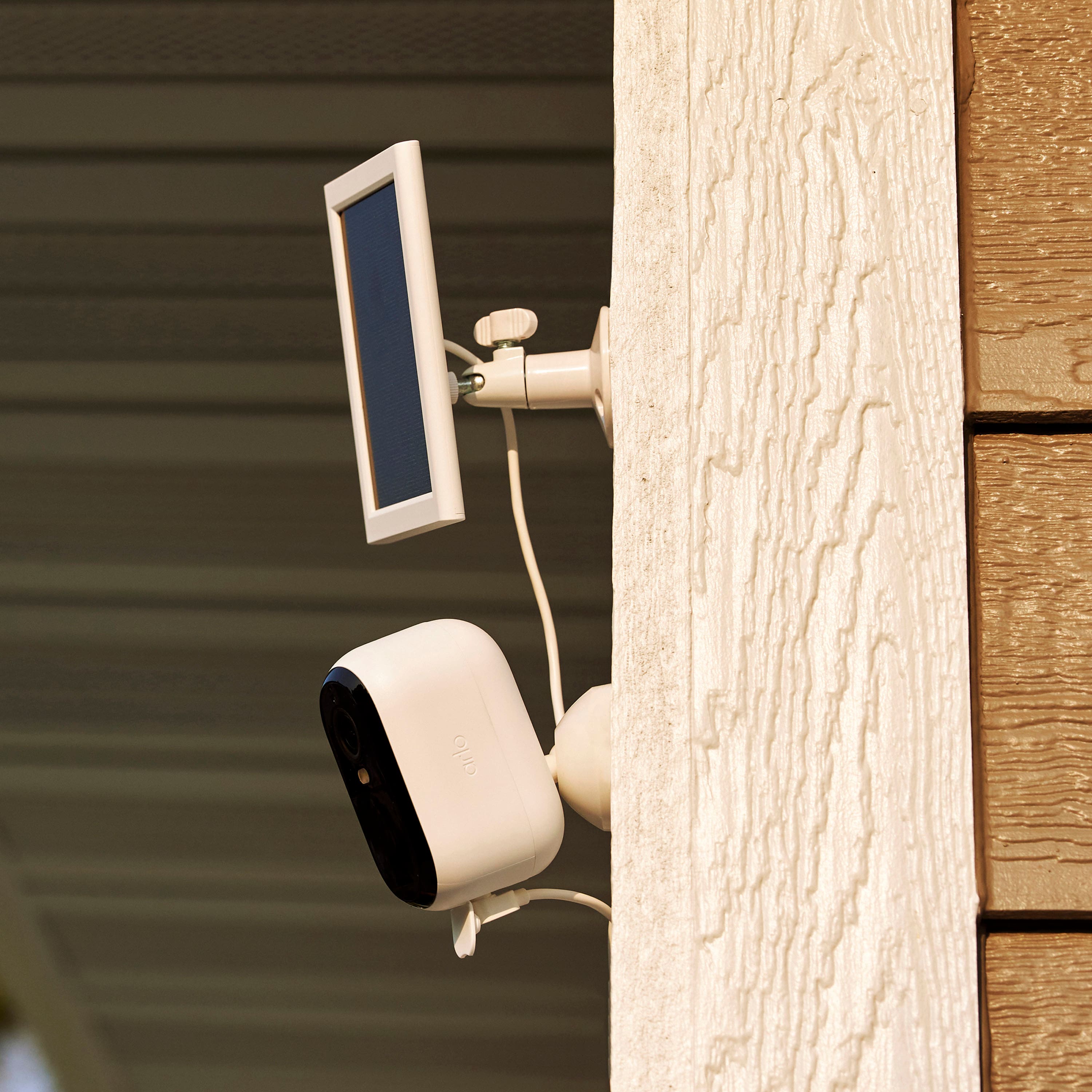 Alt View 14. Arlo - Mountable Solar Panel for Arlo Essential Outdoor Camera and Essential XL Outdoor Camera (2nd Generation) - White.