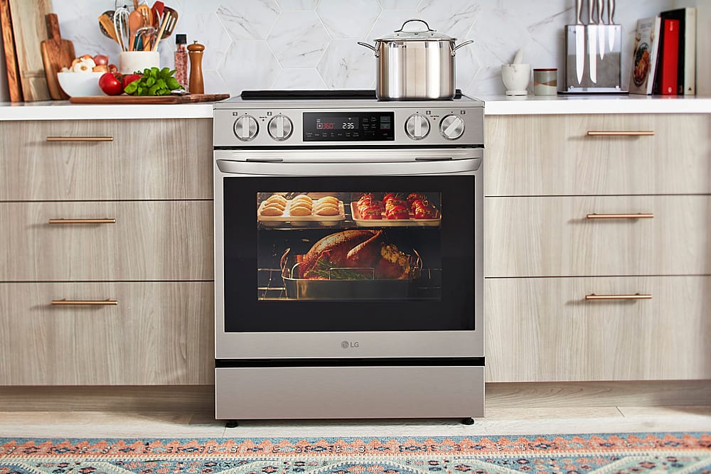 Alt View 32. LG - 6.3 Cu. Ft. Freestanding Electric Induction True Convection Range with EasyClean and Air Fry - PrintProof Stainless Steel.