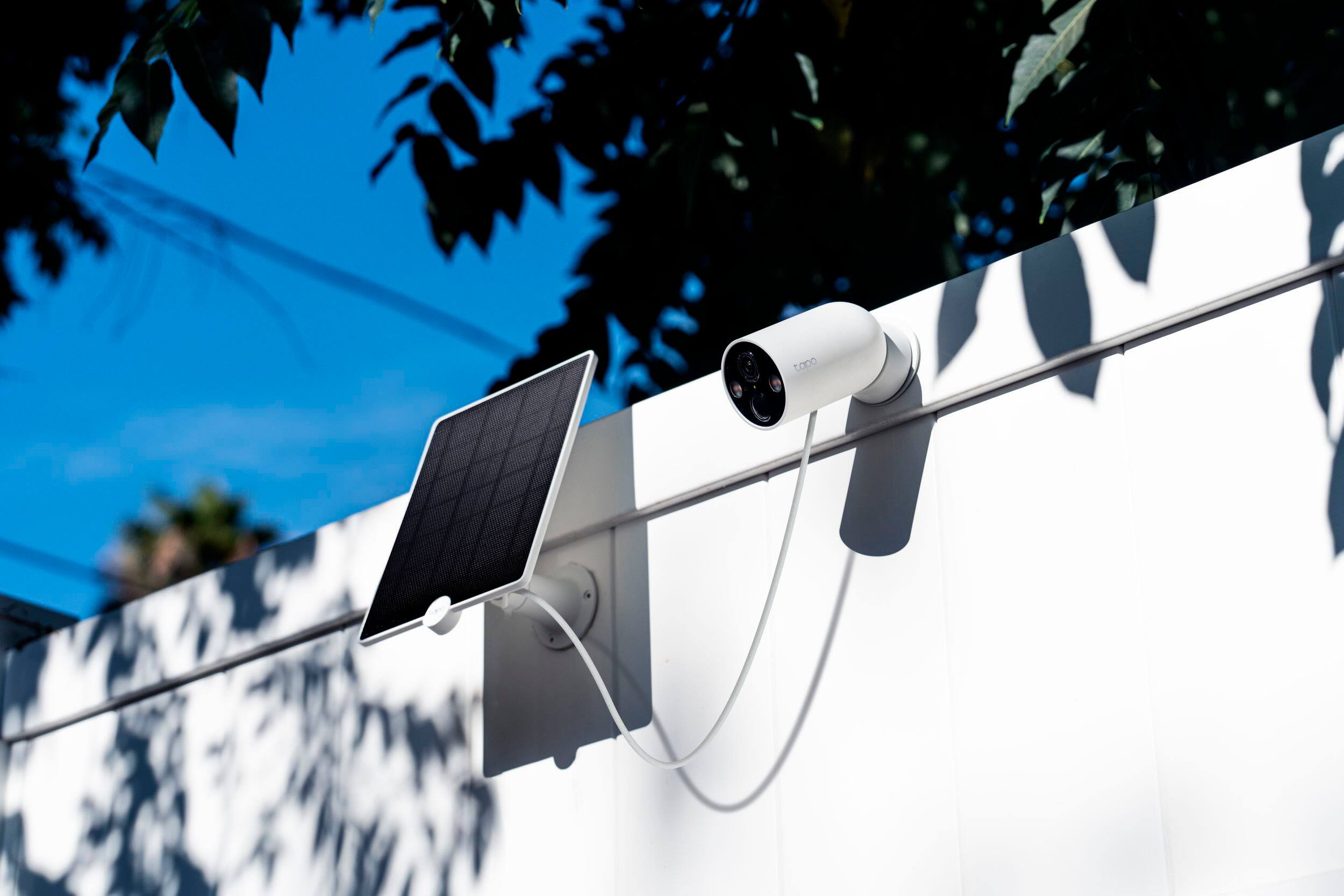 Alt View 12. TP-Link - Tapo Mountable Solar Panel for Tapo Home Security Cameras - White.