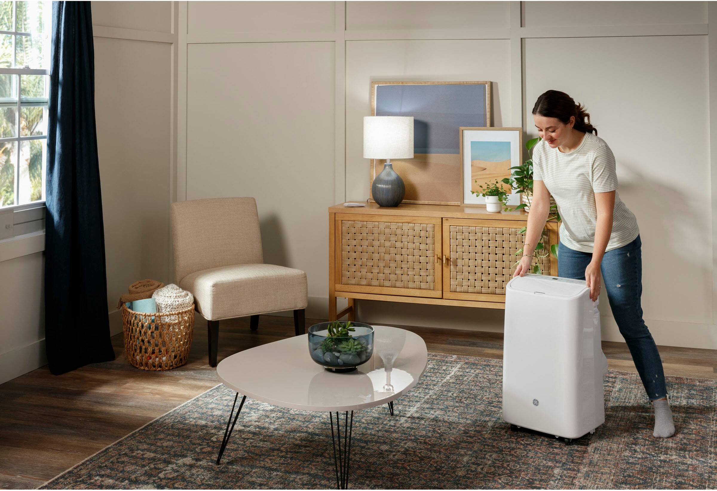 Alt View 13. GE - 300 Sq. Ft. 7,500 BTU Smart Portable Air Conditioner - White.