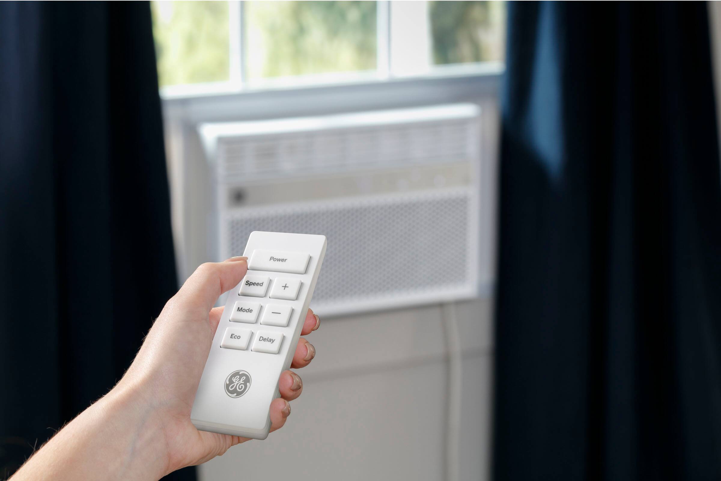 Alt View 16. GE - 550 Sq. Ft. 12000 BTU Smart Window Air Conditioner - White.