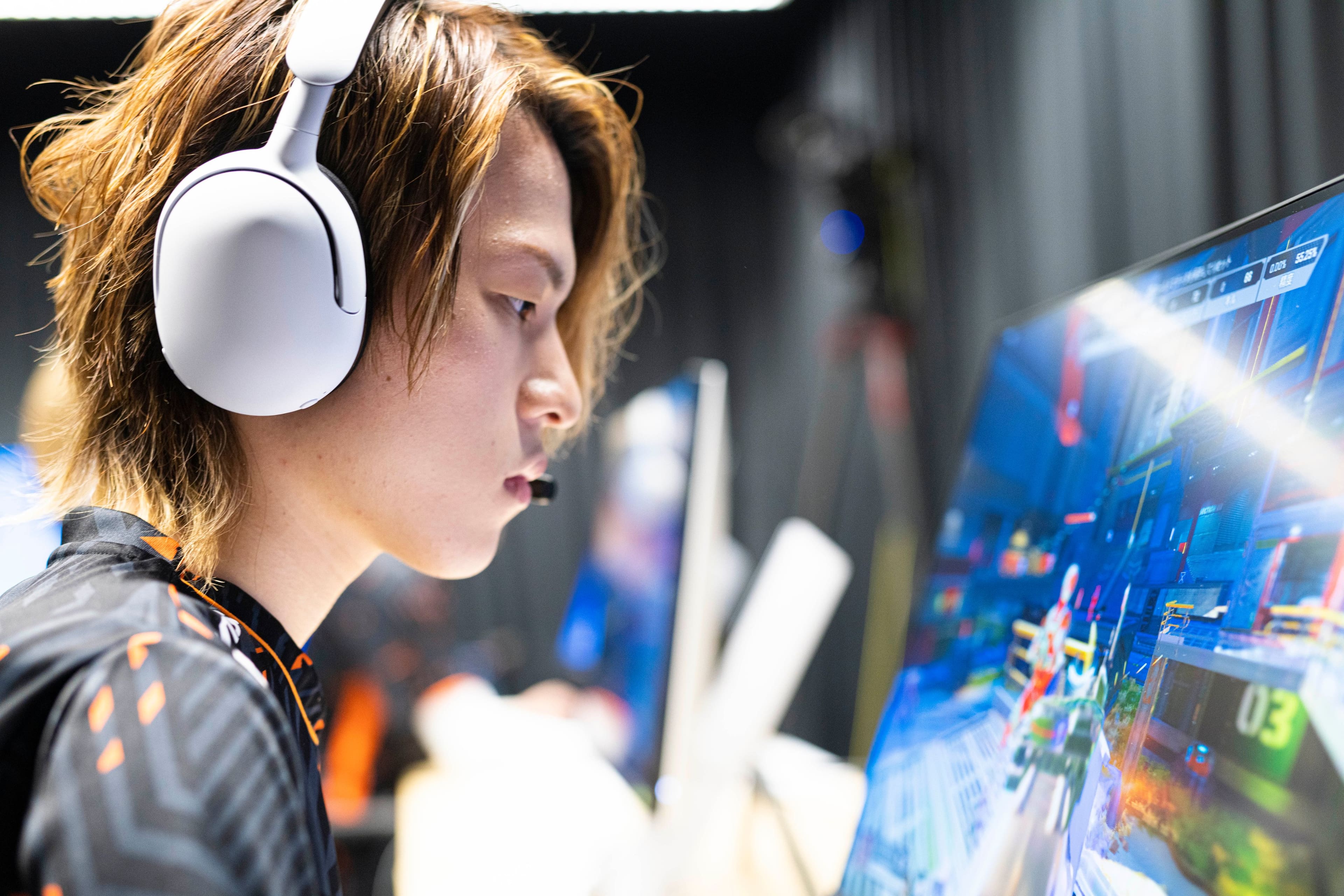 Alt View 19. Sony - INZONE H5 Wireless Gaming Headset - White.