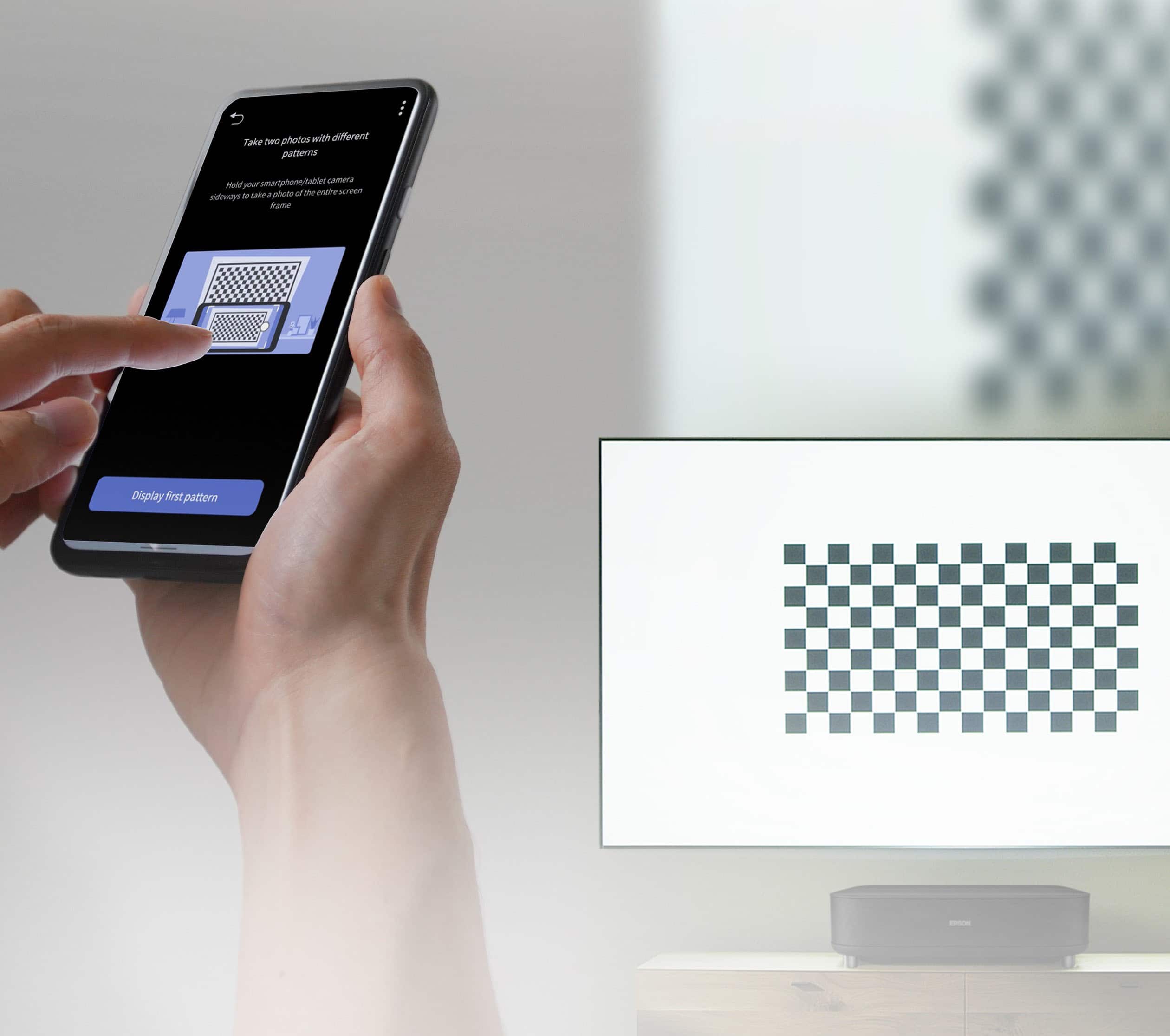 Two photos with different take patterns smartphone camera. Take a pattern of the smartphone camera. Display the first pattern.