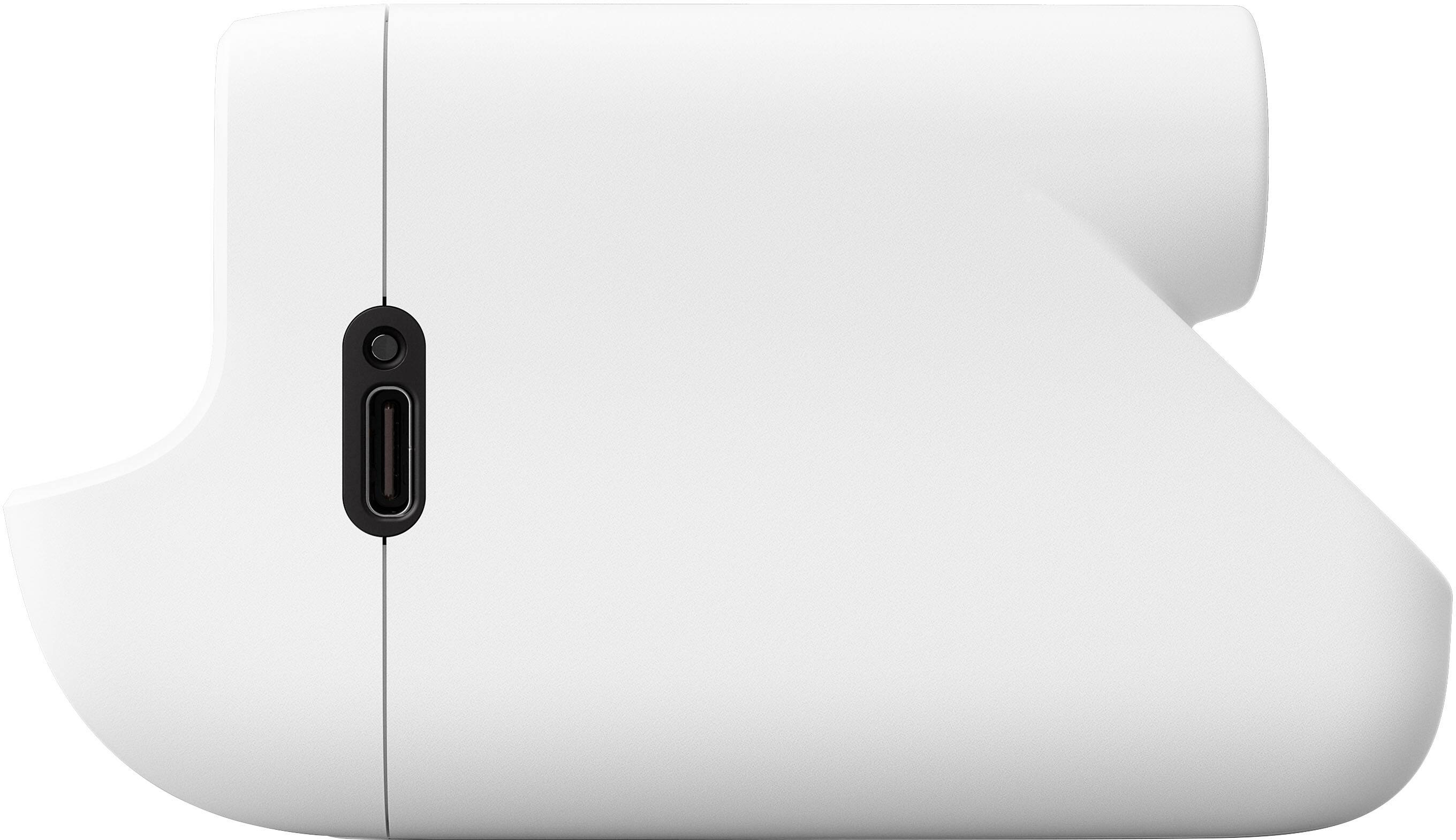 Left. Polaroid - Go Generation 2 - White.