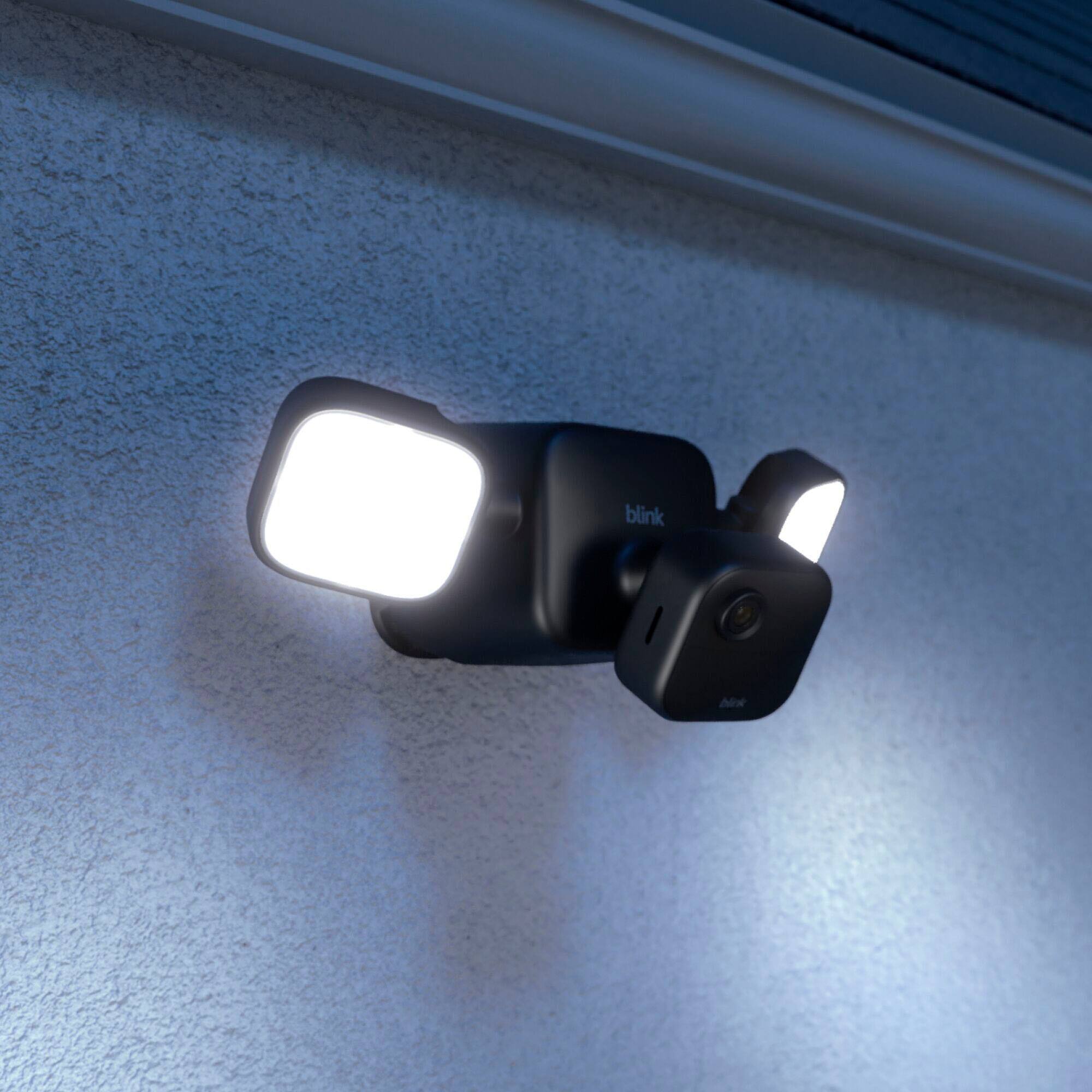All-new blink outdoor 4 floodlight camera: Two-Year Battery Life, Day + Night HD View, Two-Way Audio, Enhanced Motion Detection, 700 Lumens LED Lighting.