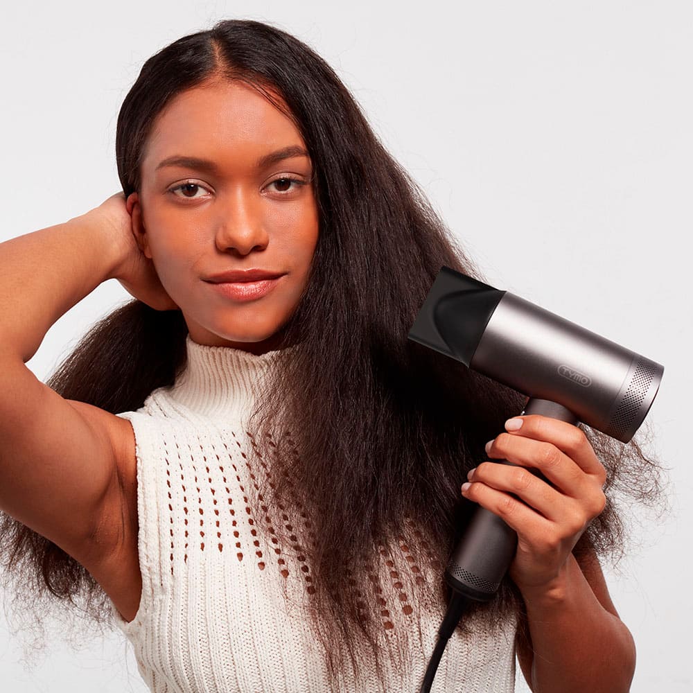 One-Step Smoothing and Volumizing Hair Dryer Brush