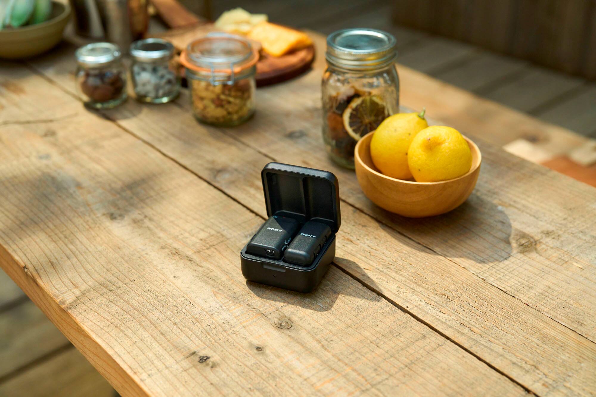 Alt View 21. Sony - Sony ECMW3S Single-channel Wireless Omnidirectional Microphone - Black.