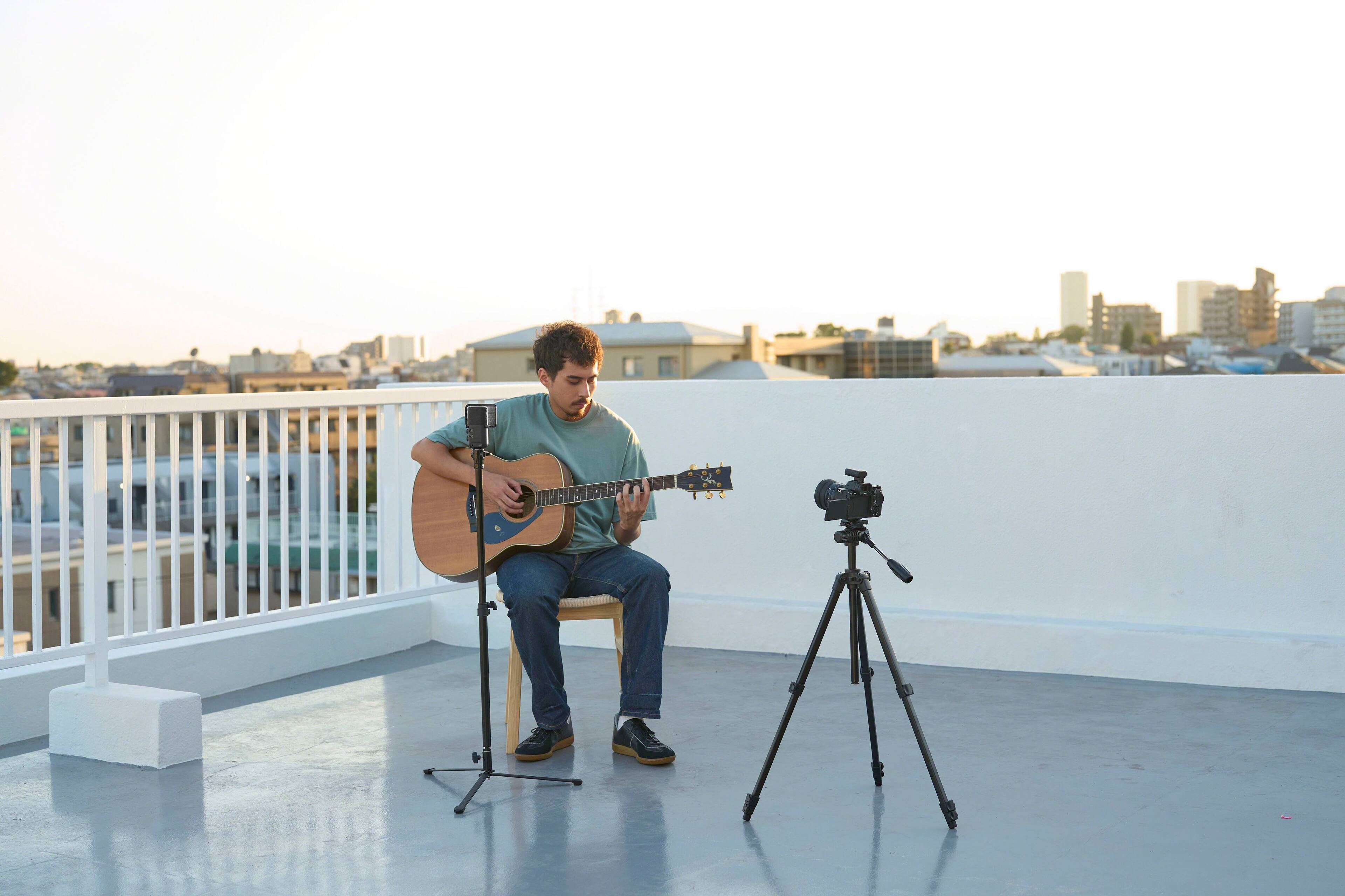 Alt View 26. Sony - Sony ECMS1 Wireless Omnidirectional Streaming Microphone - Black.