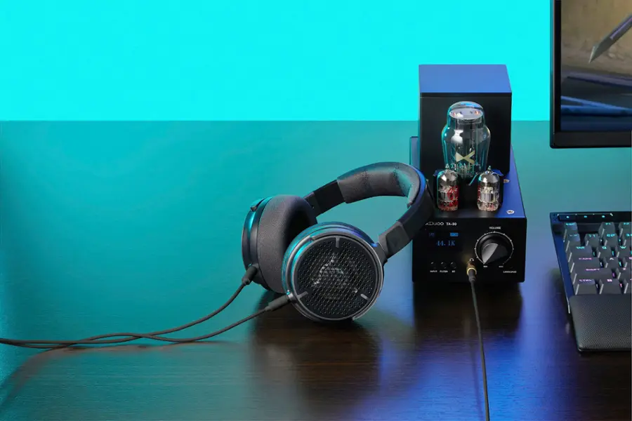 Alt View 21. CORSAIR - VIRTUOSO PRO Wired Open Back Streaming/Gaming Headset - Carbon.