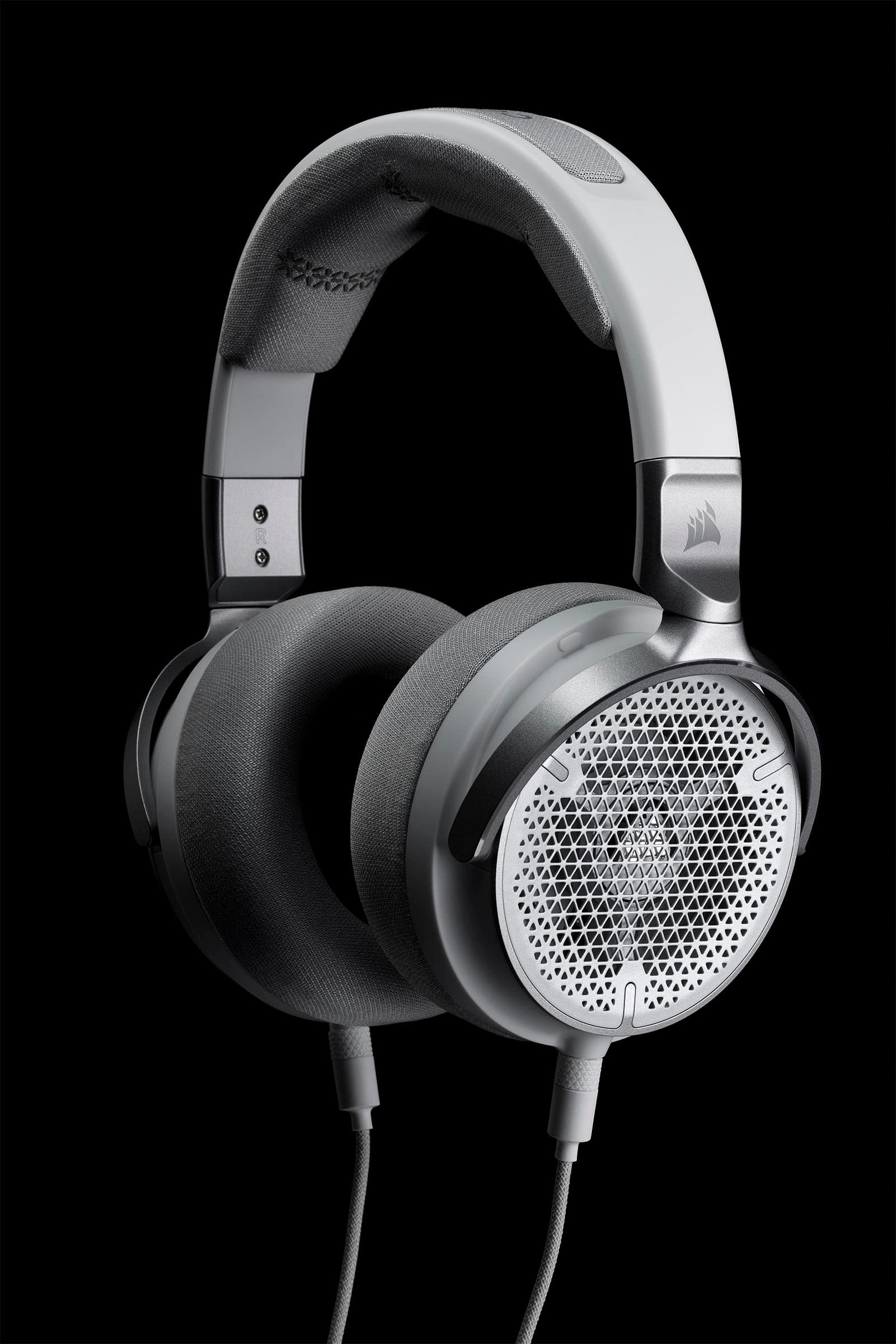 Alt View 17. CORSAIR - VIRTUOSO PRO Wired Open Back Streaming/Gaming Headset - White.