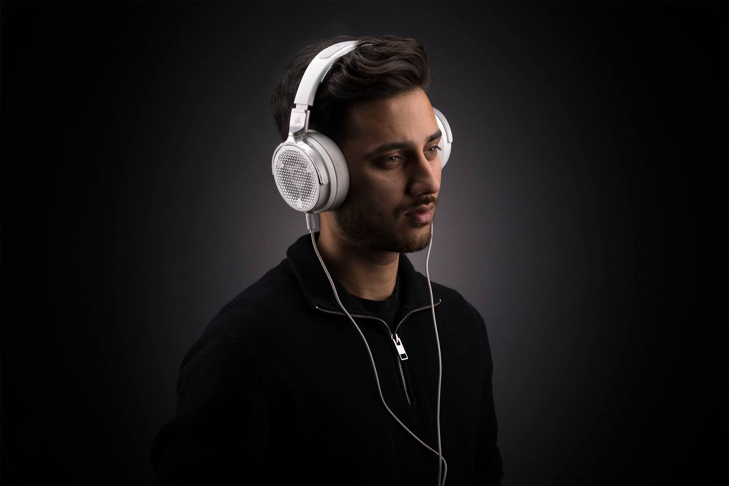 Alt View 22. CORSAIR - VIRTUOSO PRO Wired Open Back Streaming/Gaming Headset - White.