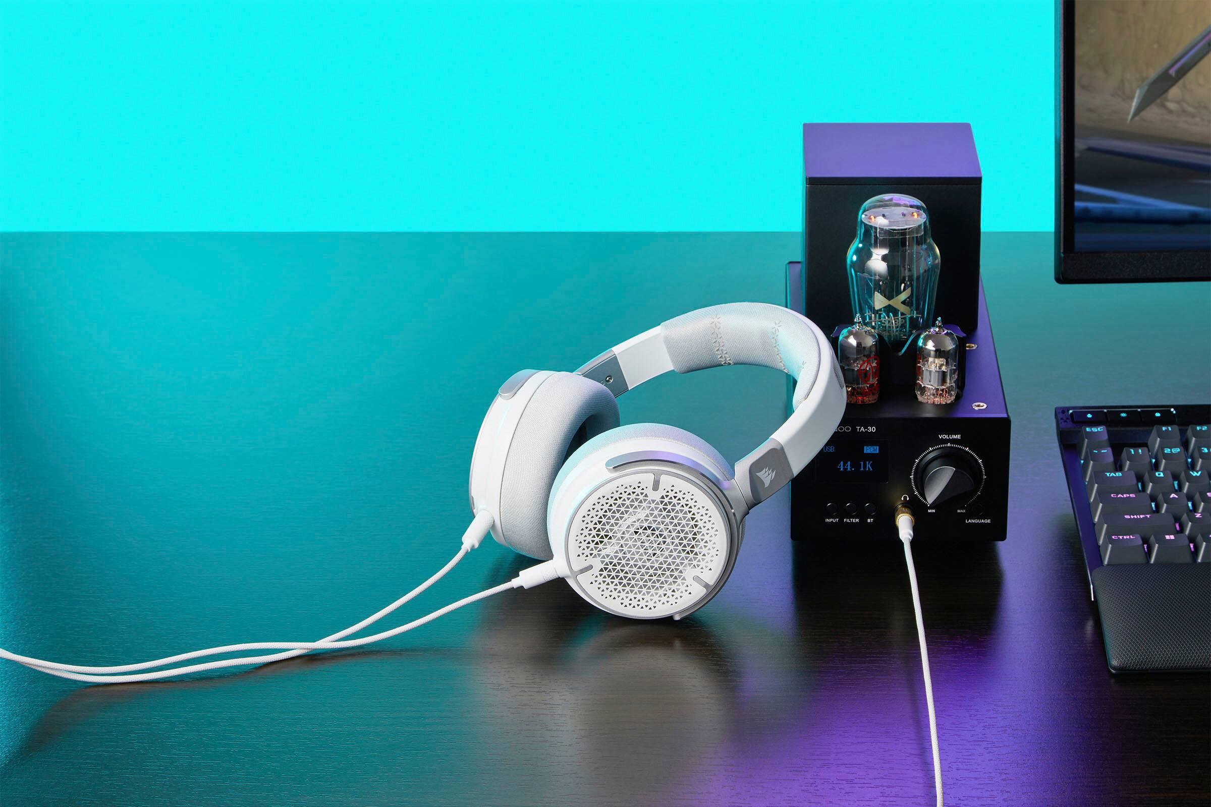 Alt View 25. CORSAIR - VIRTUOSO PRO Wired Open Back Streaming/Gaming Headset - White.