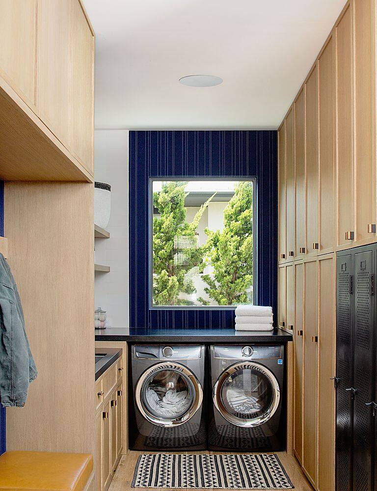 Alt View 14. Definitive Technology - Dymension CI PRO Series 6.5” In-Ceiling Stereo Speaker (Each) - Black.