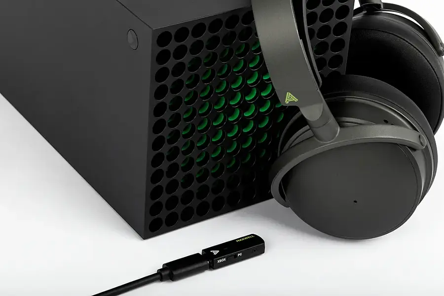 Alt View 18. Audeze - Maxwell Over-the-Ear Wireless Gaming Headset for Xbox One, Xbox X|S, PC - Black.