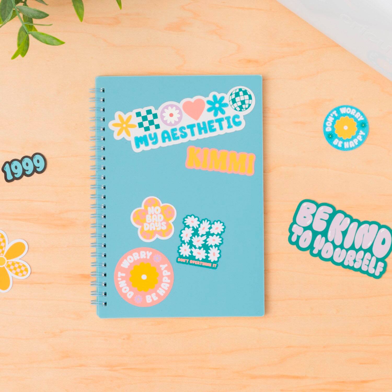 Alt View 18. Cricut - Cricut Joy Xtra™ Smart Cutting Machine + Starter Kit - White.