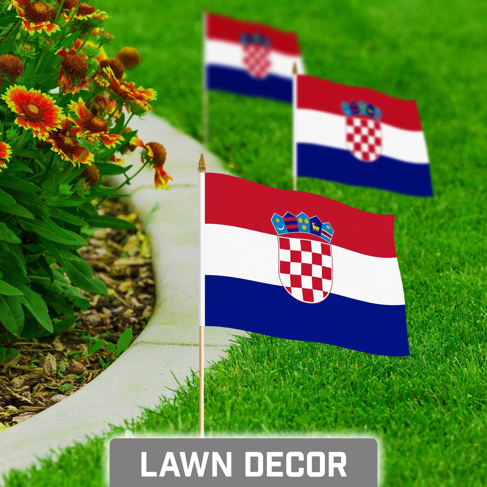 LAWN DECOR