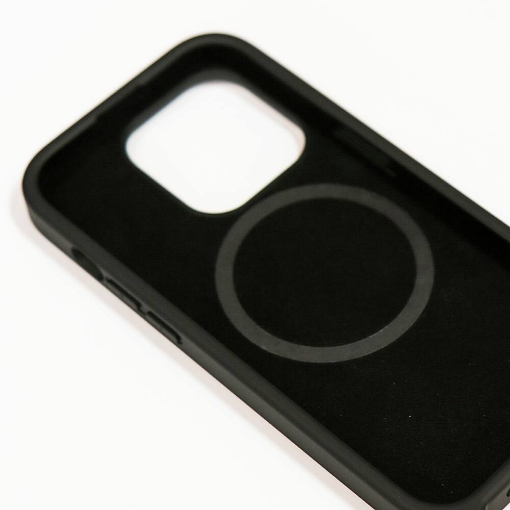 Alt View 1. Bryten - Monarch Crossbody Case with MagSafe for Apple iPhone 14 Pro - Monarch Black.