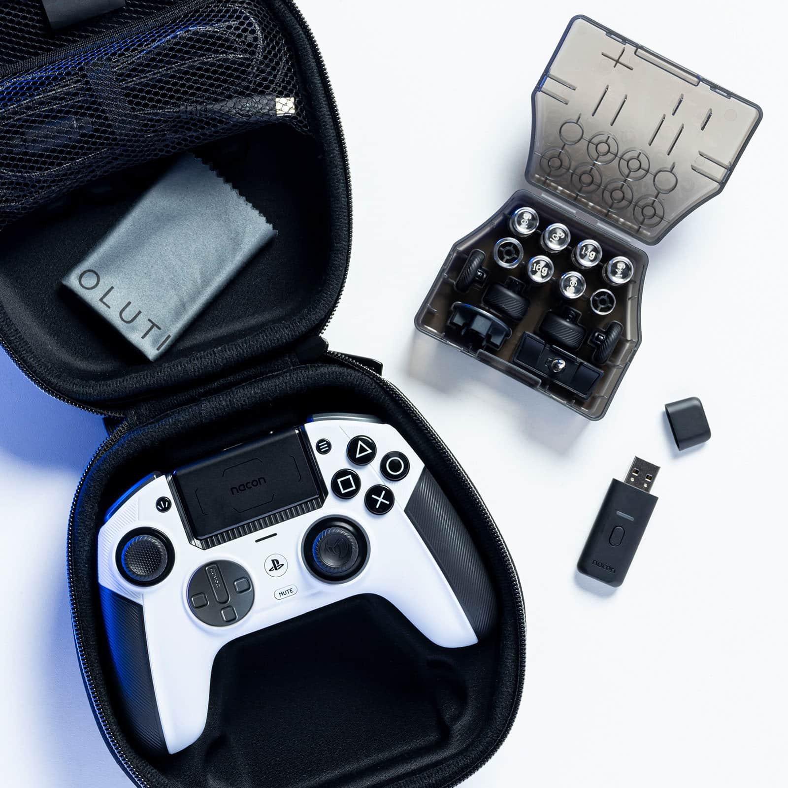 Alt View 11. Nacon - Revolution 5 Pro Wireless Controller for PS5, PS4 and PC - White.