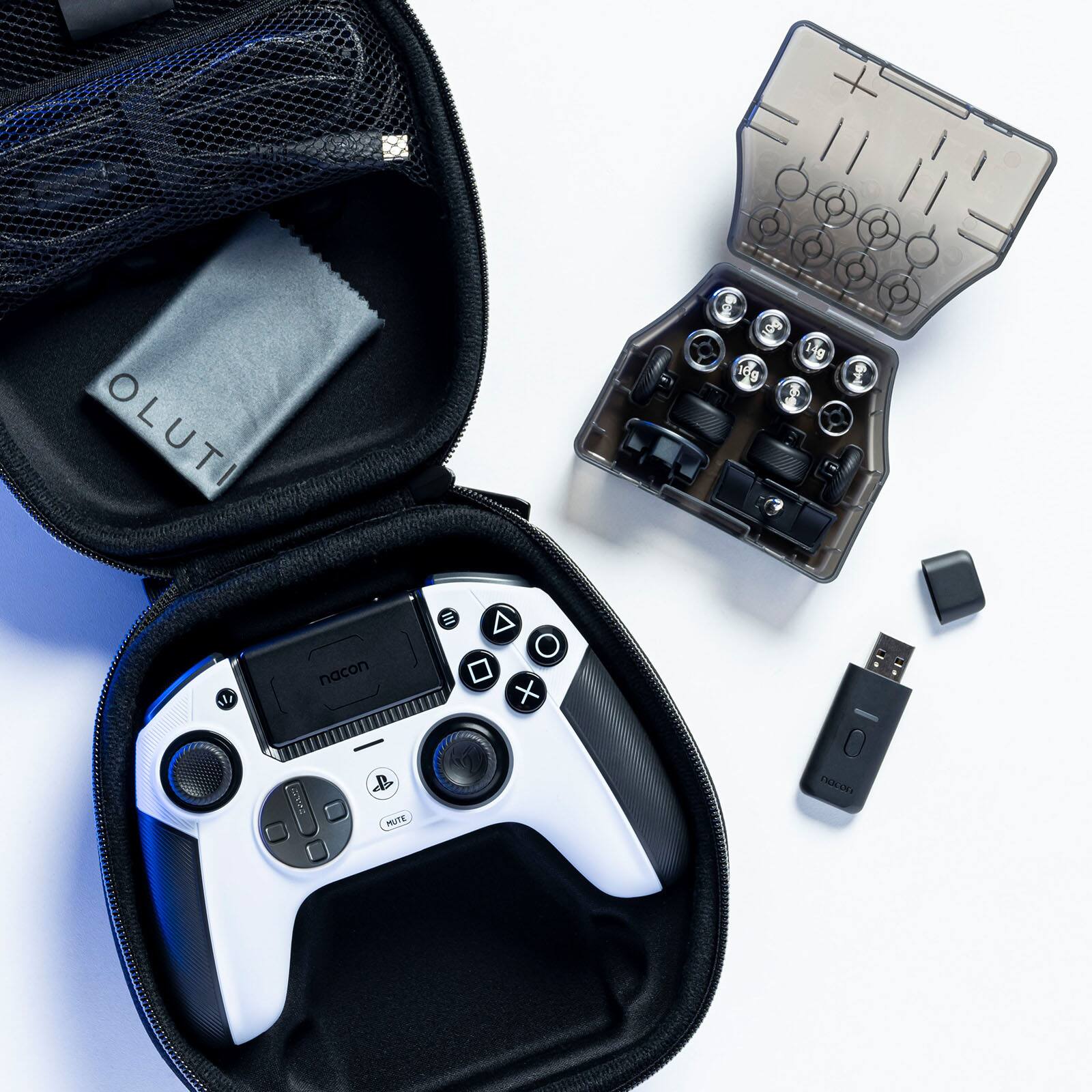 Alt View 11. Nacon - Revolution 5 Pro Wireless Controller for PS5, PS4 and PC - White.