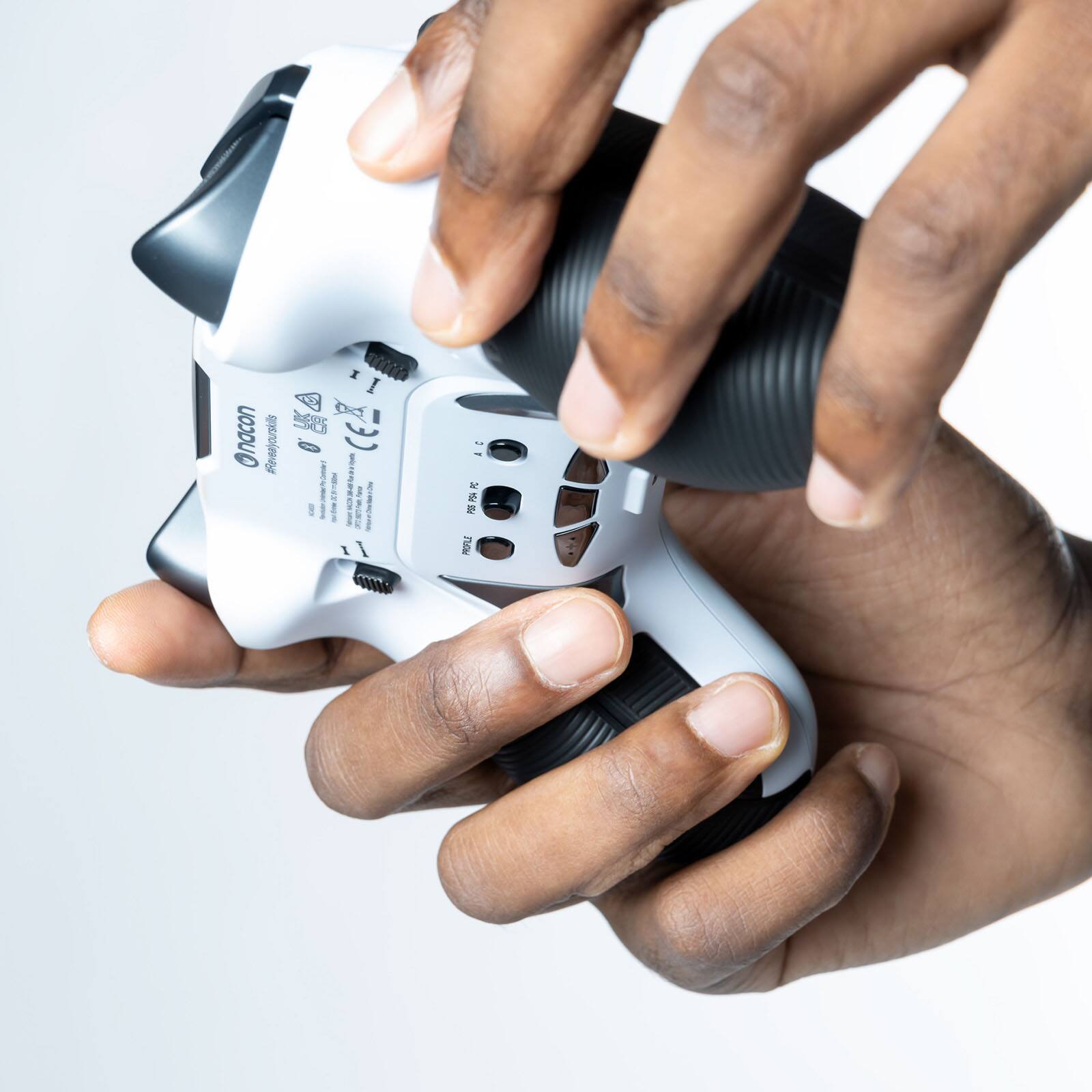 Alt View 14. Nacon - Revolution 5 Pro Wireless Controller for PS5, PS4 and PC - White.