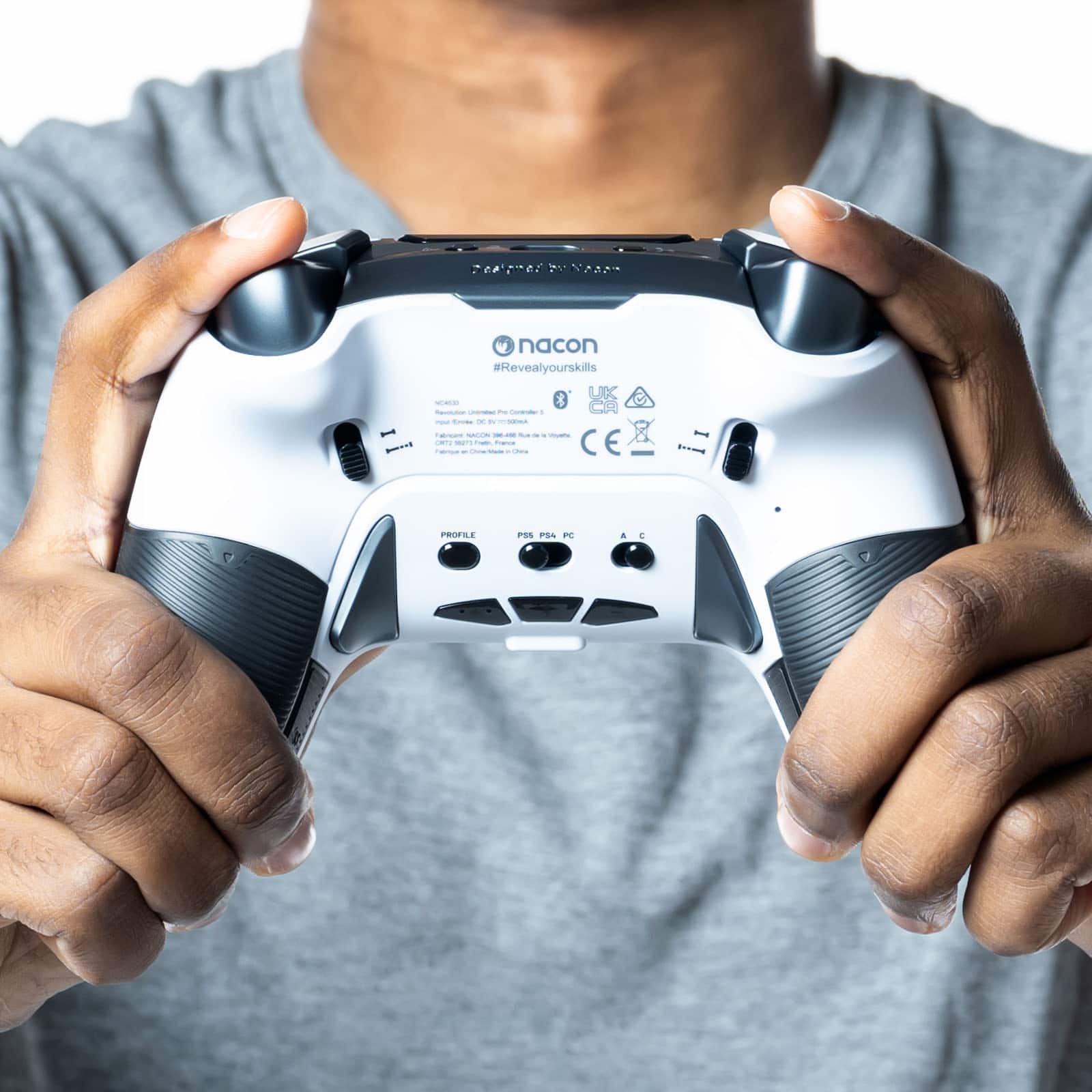 Alt View 16. Nacon - Revolution 5 Pro Wireless Controller for PS5, PS4 and PC - White.