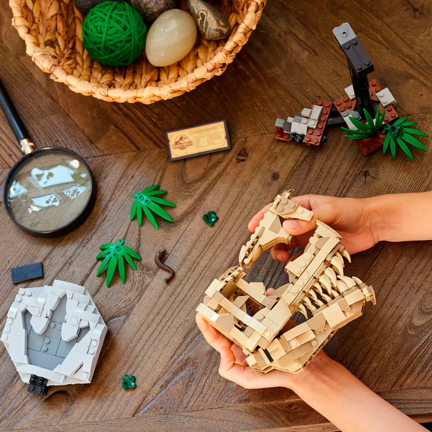 Alt View 11. LEGO - Jurassic World Dinosaur Fossils: T. rex Skull Toy for Kids 76964.