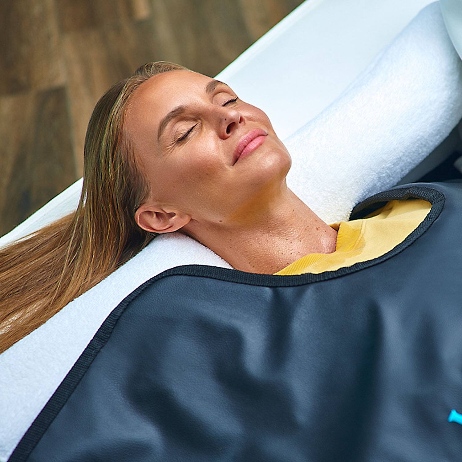 Alt View 14. HigherDose - Infrared Sauna Blanket - Black.