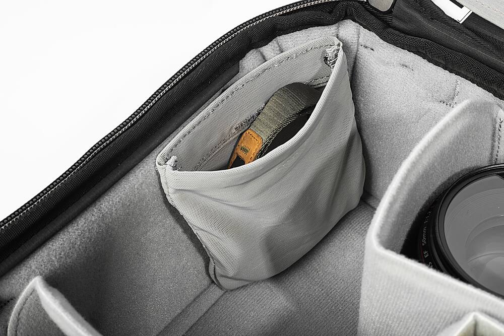 Alt View 13. Peak Design - Camera Cube V2 Small - Black.