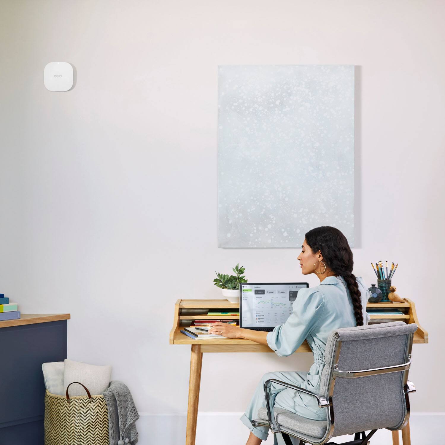 Alt View 18. eero - PoE 6 AX3000 Dual-Band Ceiling/Wall-Mountable Access Point - White.