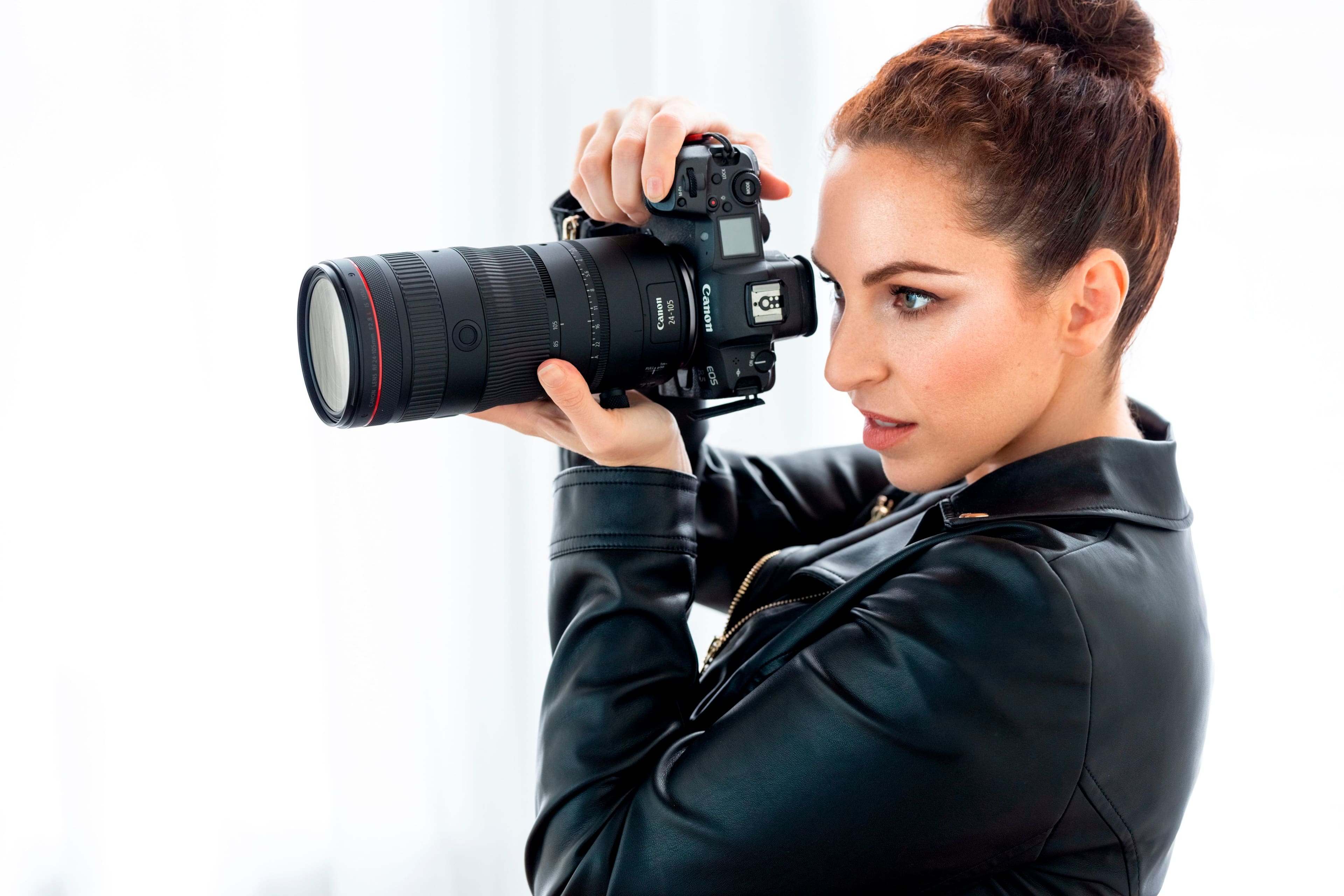 Alt View 16. Canon - RF24-105mm F2.8 L IS USM Z Standard Zoom Lens for EOS R-Series Cameras - Black.