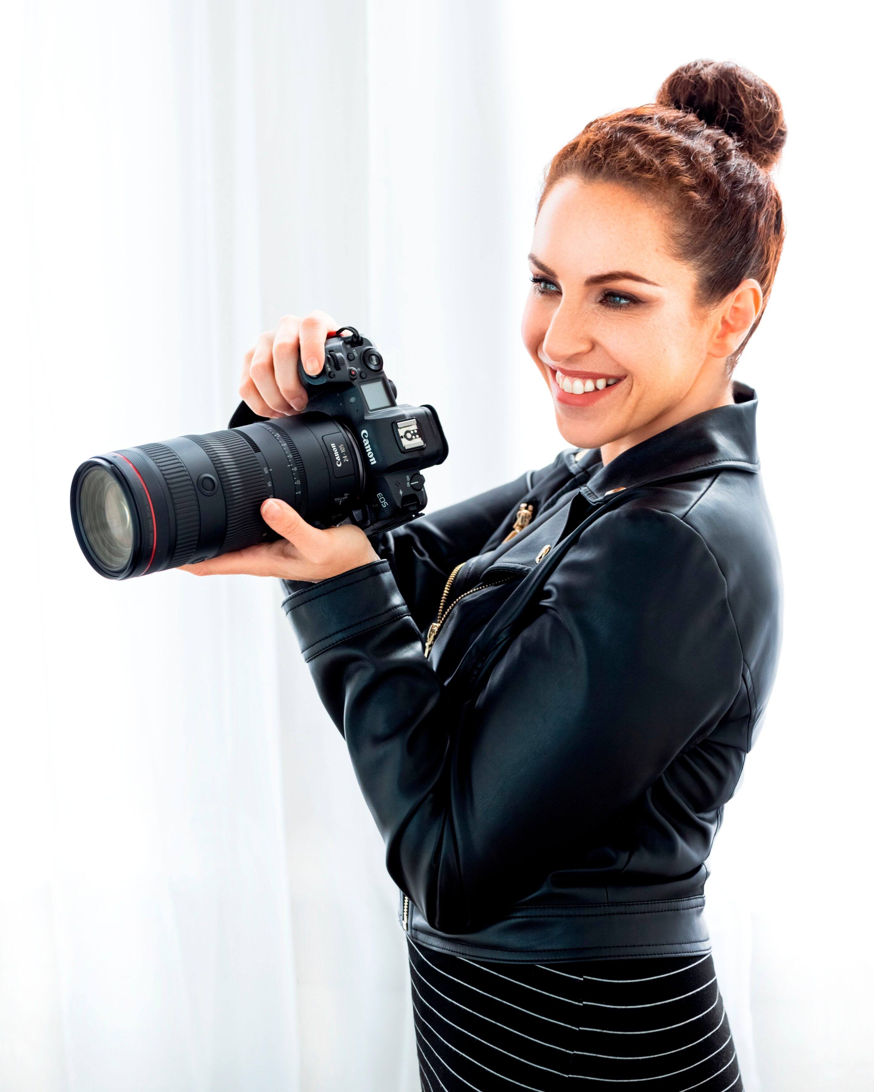 Alt View 18. Canon - RF24-105mm F2.8 L IS USM Z Standard Zoom Lens for EOS R-Series Cameras - Black.