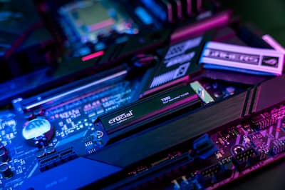 Crucial T500 1TB Internal SSD PCIe Gen 4x4 NVMe M.2 with Heatsink Crucial T500 1TB Internal SSD PCIe Gen 4x4 NVMe M.2 with Heatsink