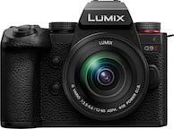 Panasonic LUMIX S5II Mirrorless Camera with 20-60mm F3.5-5.6 L 