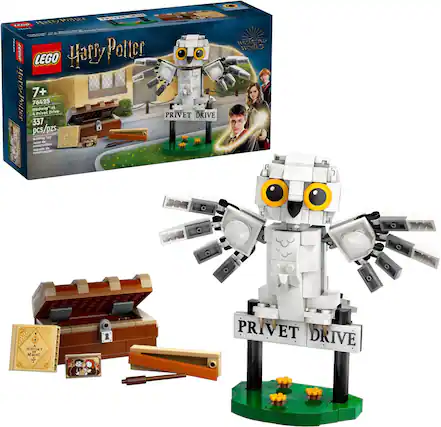 Front. LEGO - Harry Potter Hedwig at 4 Privet Drive Owl Figure Toy 76425.