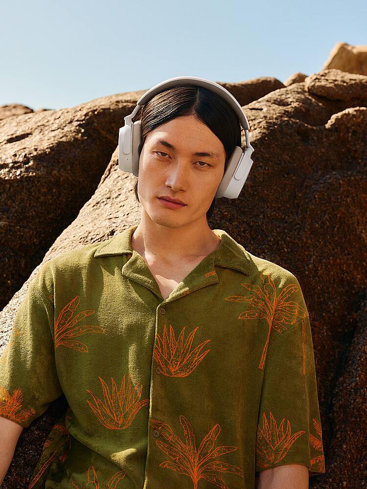 Alt View 18. Sennheiser - ACCENTUM Wireless Bluetooth Hybrid Noise Cancelling Headphones - White.