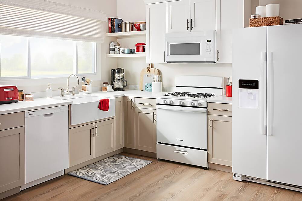 Alt View 22. Amana - 5.0 Cu. Ft. Freestanding Single Oven Gas Range with Easy-Clean Glass Door - White.