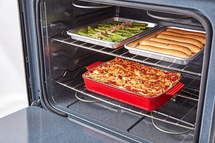 Alt View 16. Amana - 4.8 Cu. Ft. Freestanding Single Oven Electric Range with Easy-Clean Glass Door - White.