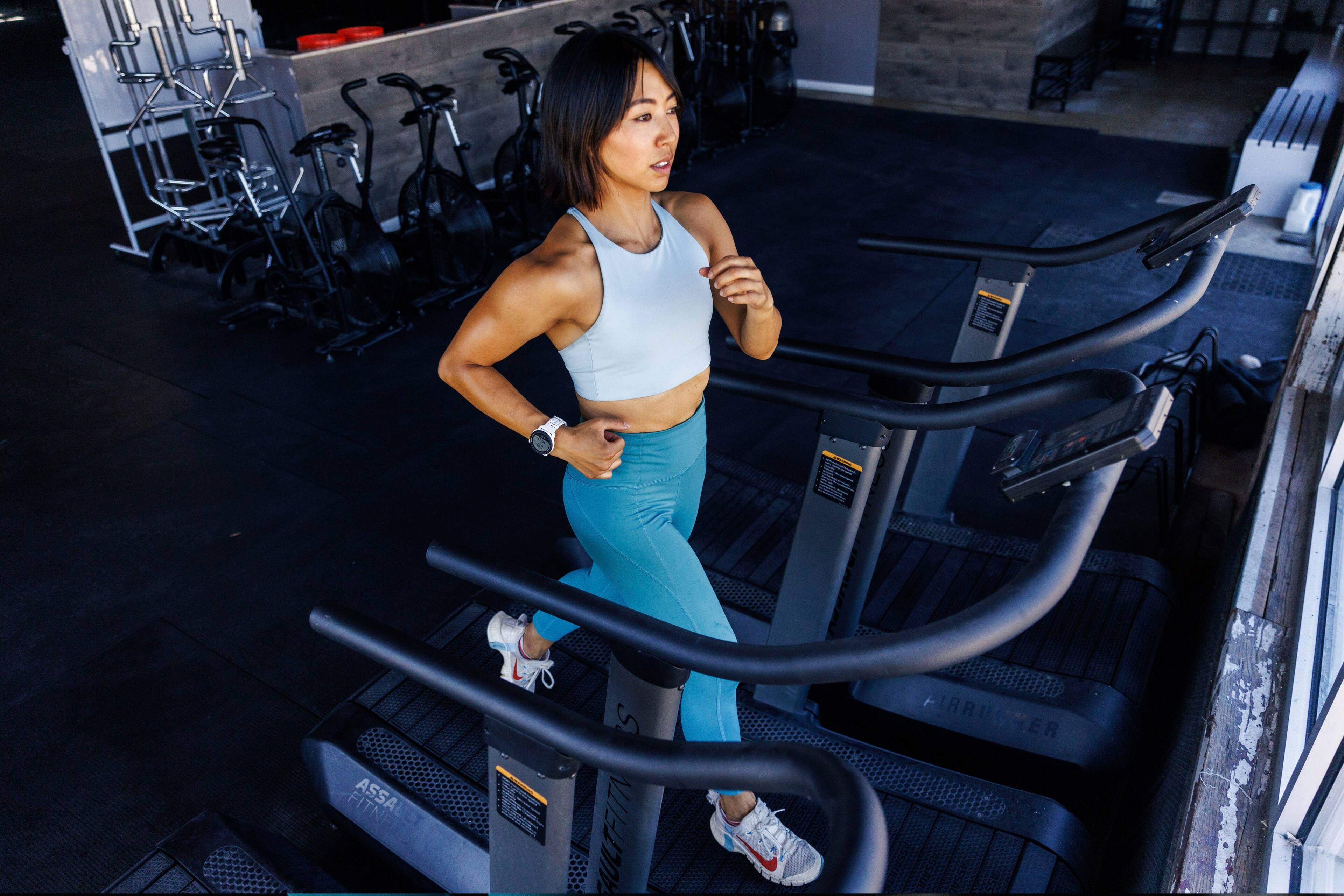 Alt View 4. COROS - PACE 3 GPS Sport Watch - White.