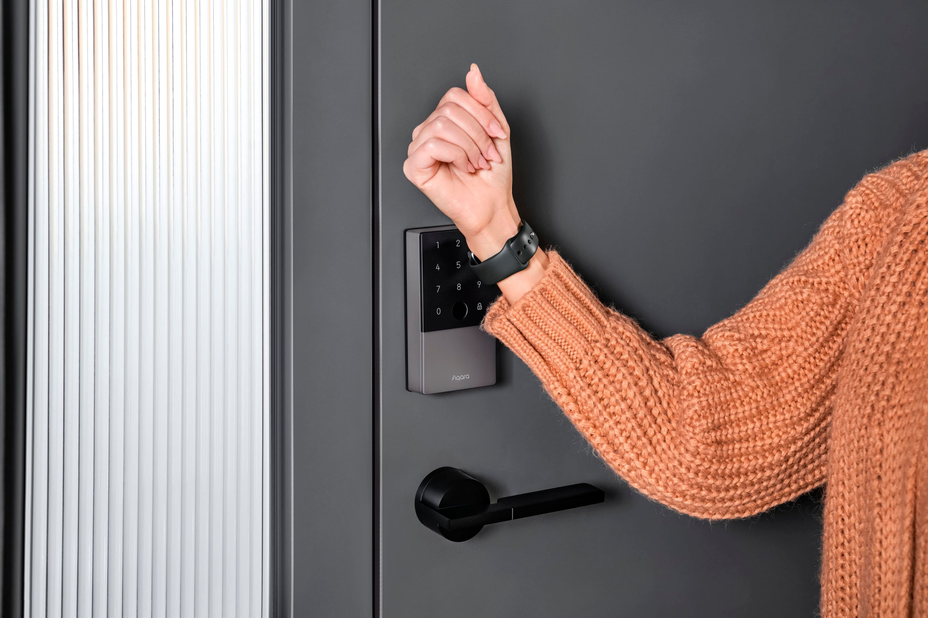 Alt View 19. Aqara - Smart Lock U100 Kit - Fingerprint Keyless Door Lock with Apple Home Key Unlocking/ Extra Hub and NFC Card Included - Silver.