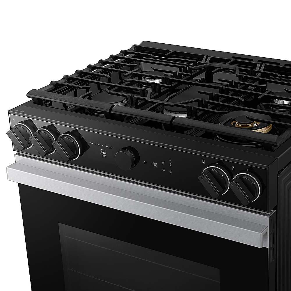 Alt View 19. Samsung - Bespoke 6.0 Cu. Ft. Slide-In Gas Range with Smart Oven Camera - Stainless Steel.